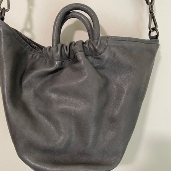 Latico Leathers Ramble Tote/Crossbody Charcoal Like New! - Picture 5 of 11
